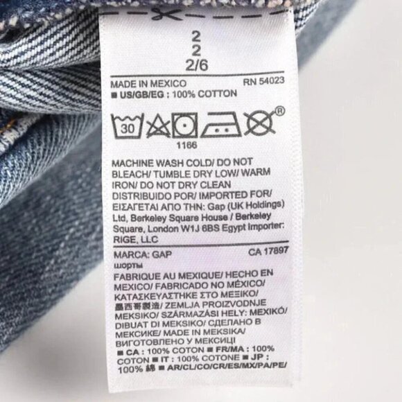 Gap Best Girlfriend Distressed Cutoff Jean Denim Short Size 26 - Picture 5 of 6